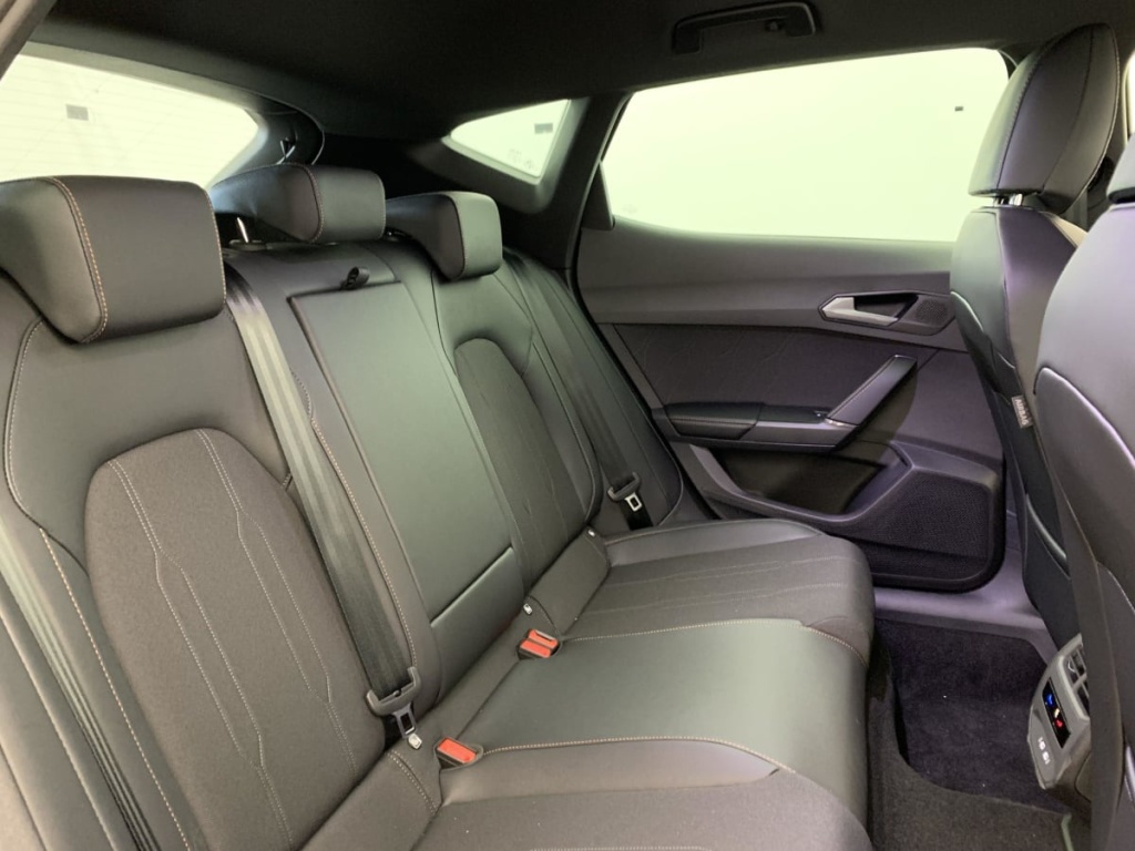 CUPRA Formentor 1.5 ETSI HYBRID 150 CH DSG7 V - ref: 1-353061 - Photo 10
