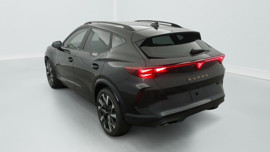 CUPRA Formentor 1.5 ETSI HYBRID 150 CH DSG7 V - ref: 1-353061 - Photo 5