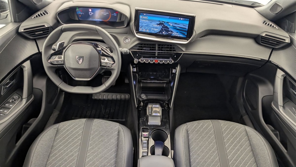 PEUGEOT 2008 Hybrid 145 e-DCS6 Allure - ref: 1-353187 - Photo 13