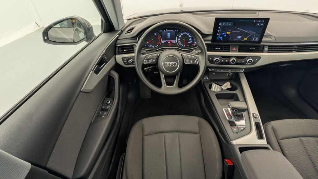 AUDI A4 Avant 40 TDI 204 S tronic 7 Design - ref: 1-353226 - Photo 13