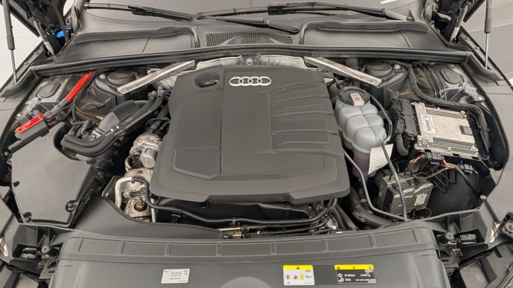 AUDI A4 Avant 40 TDI 204 S tronic 7 Design - ref: 1-353226 - Photo 15