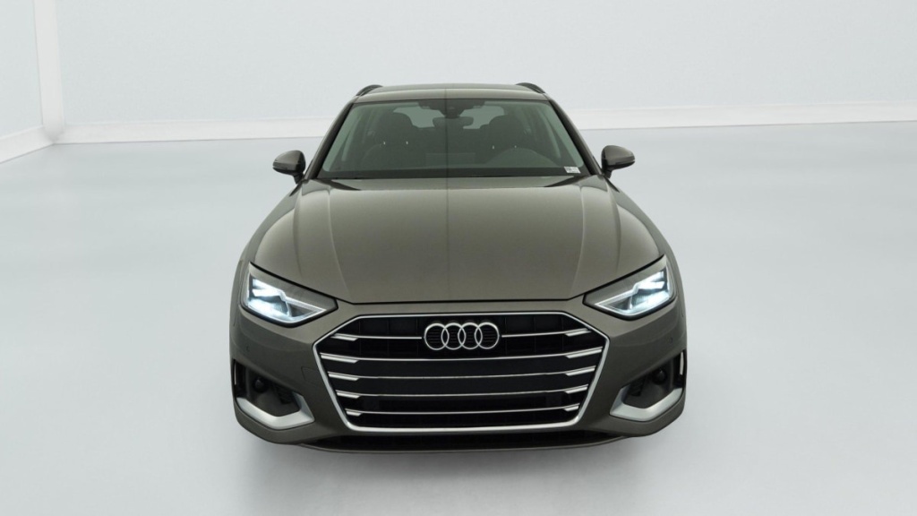 AUDI A4 Avant 40 TDI 204 S tronic 7 Design - ref: 1-353226 - Photo 2