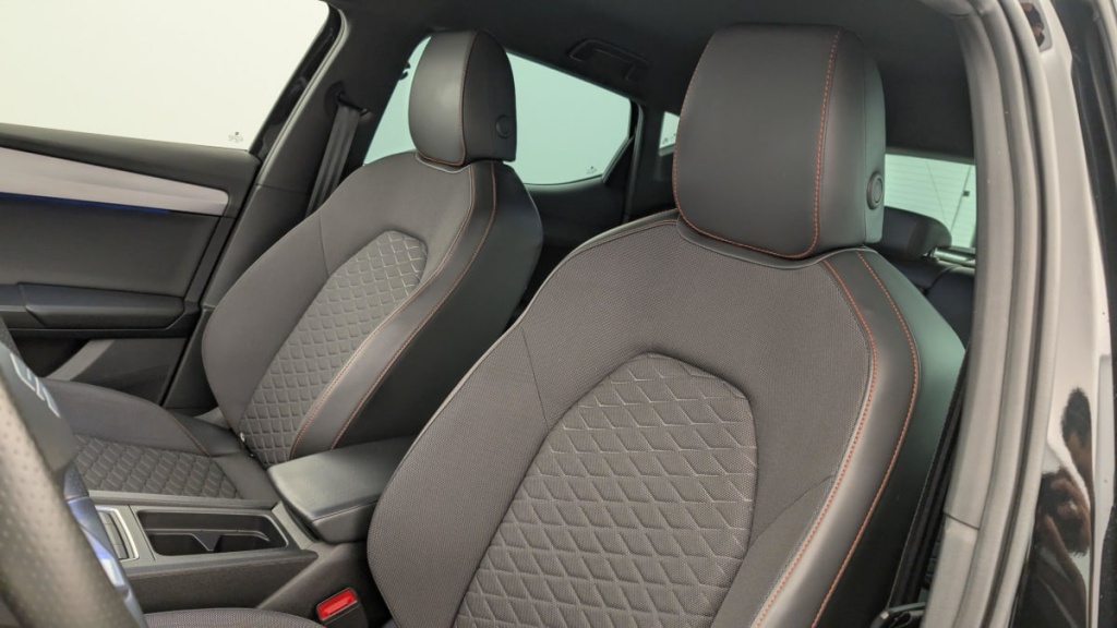 SEAT Leon E-HYBRID 204 CH DSG6 FR - ref: 1-353249 - Photo 16