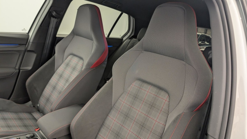 VOLKSWAGEN Golf 2.0 TSI 245 DSG7 GTI - ref: 1-353481 - Photo 16