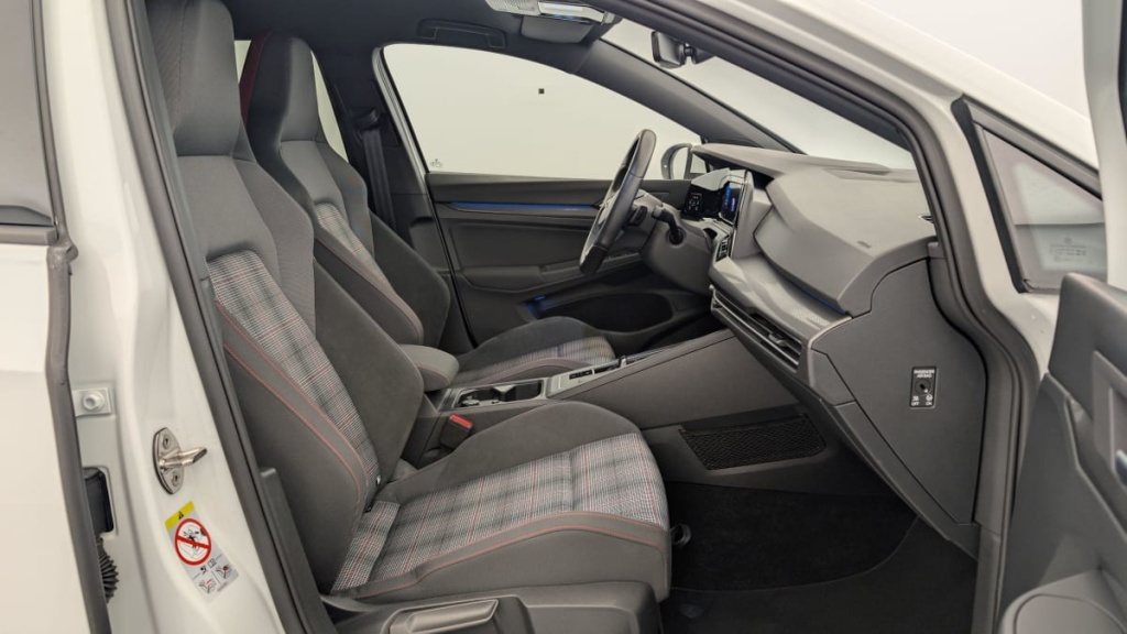 VOLKSWAGEN Golf 2.0 TSI 245 DSG7 GTI - ref: 1-353481 - Photo 9