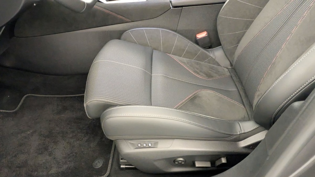 DS DS4 PureTech 130 EAT8 Performance Line+ - ref: 1-353505 - Photo 20