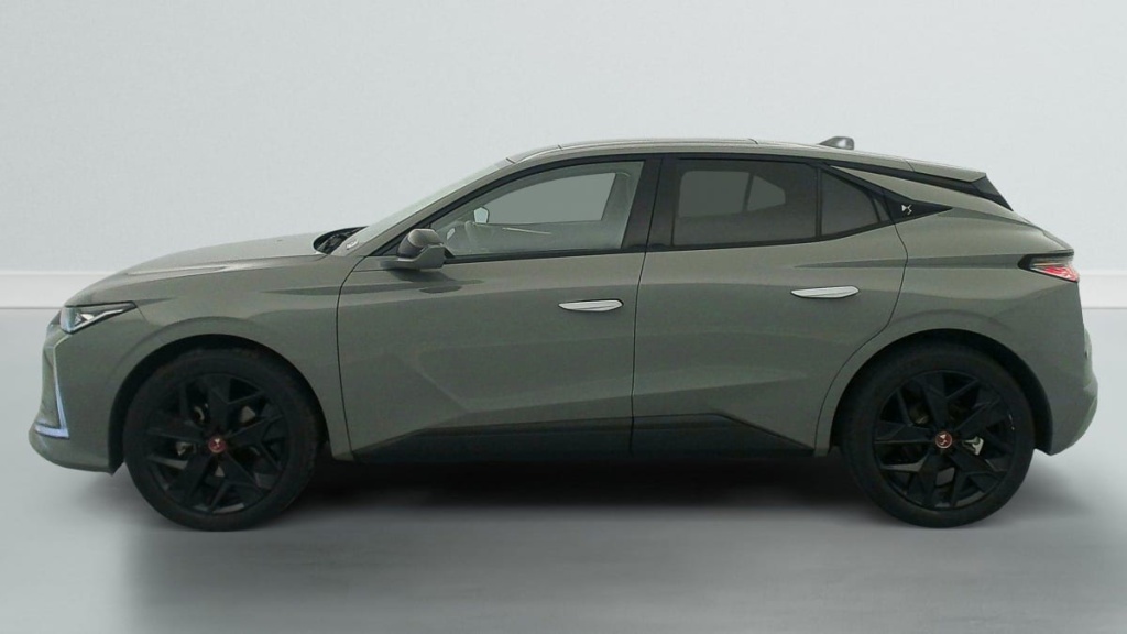 DS DS4 PureTech 130 EAT8 Performance Line+ - ref: 1-353518 - Photo 4