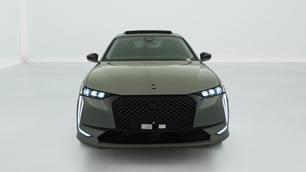 DS DS4 PureTech 130 EAT8 Performance Line+ - ref: 1-353521 - Photo 2