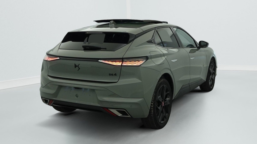 DS DS4 PureTech 130 EAT8 Performance Line+ - ref: 1-353521 - Photo 7