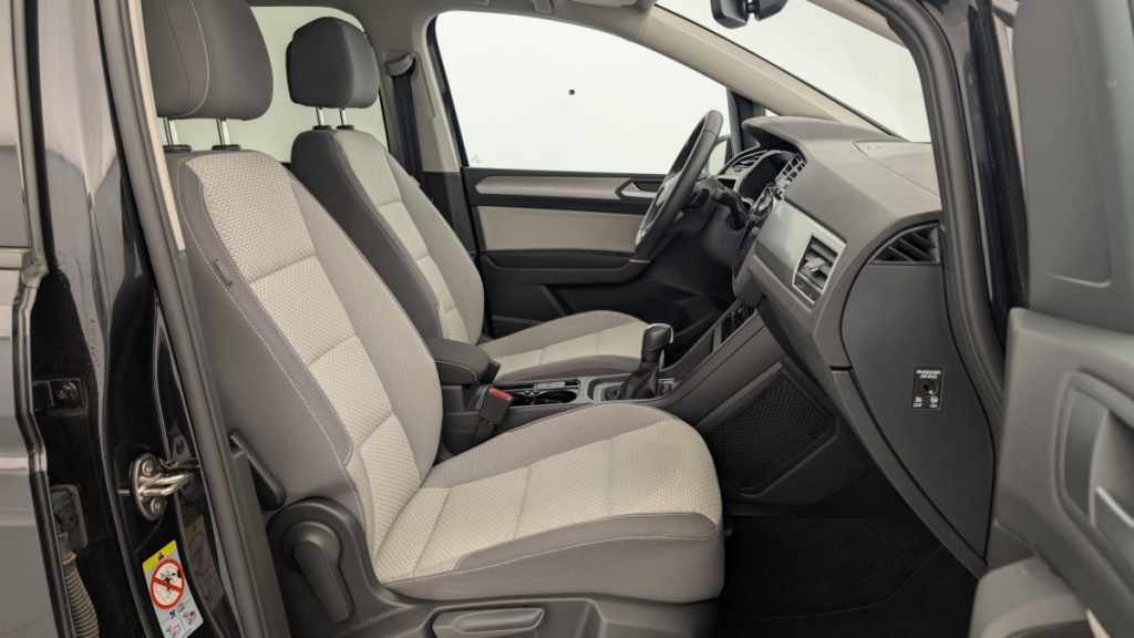 VOLKSWAGEN Touran 1.5 TSI EVO 150 DSG7 7pl Life Plus - ref: 1-353648 - Photo 9