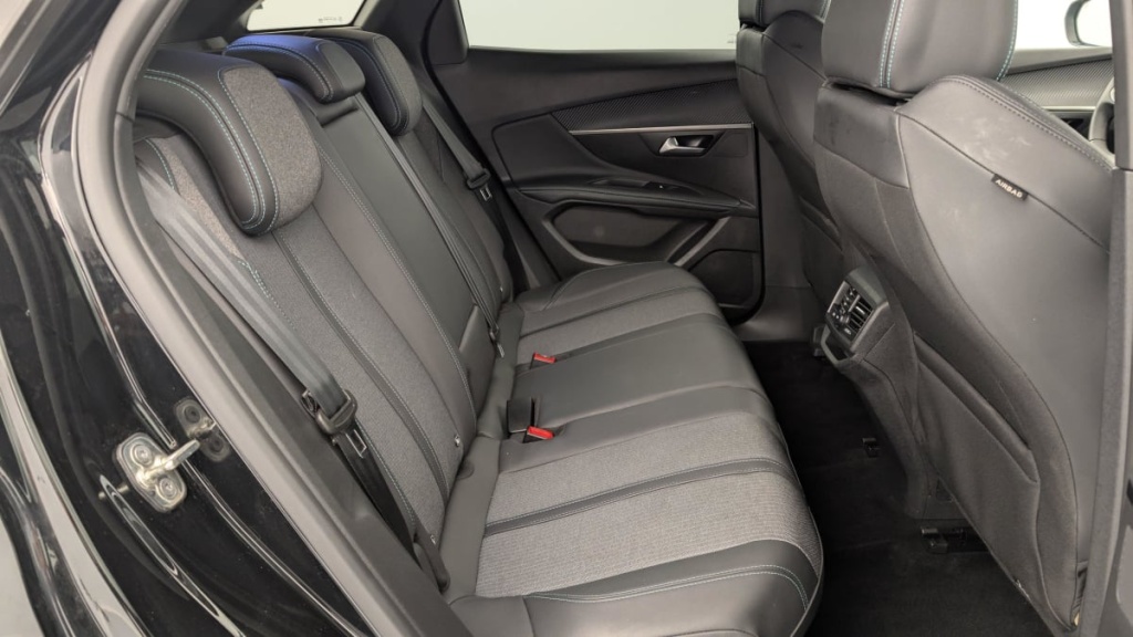 PEUGEOT 3008 Hybrid 136 e-DCS6 Allure Pack - ref: 1-353663 - Photo 10