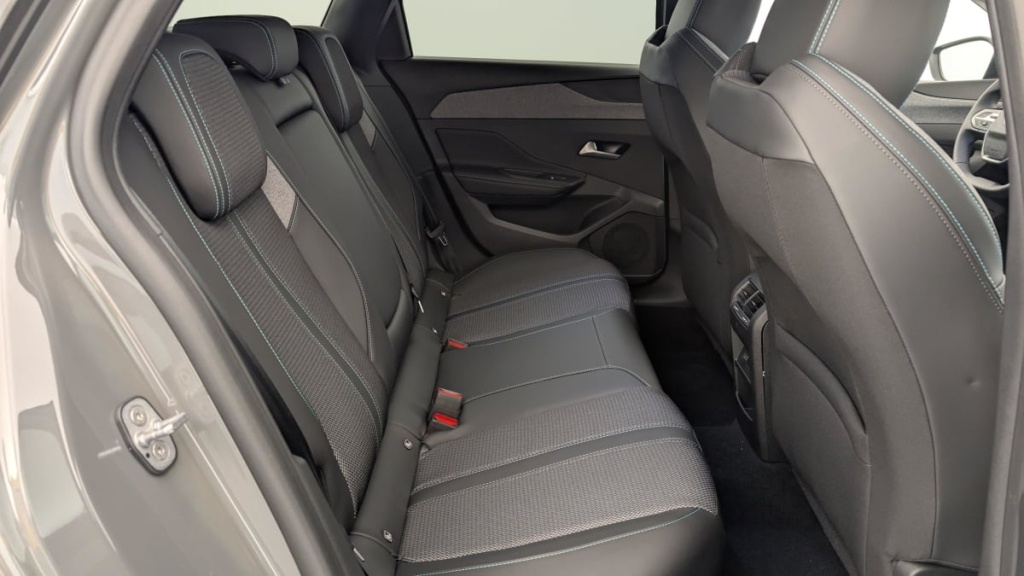 PEUGEOT 308 SW BlueHDi 130ch S S EAT8 Allure - ref: 1-353705 - Photo 10