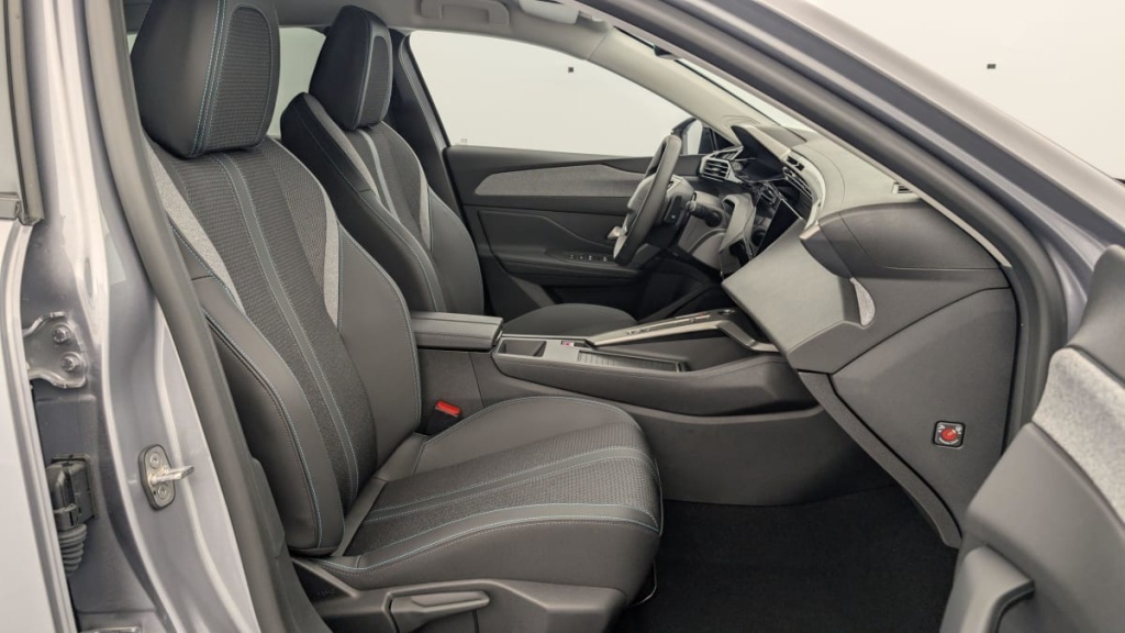 PEUGEOT 308 SW BlueHDi 130ch S S EAT8 Allure - ref: 1-353714 - Photo 9