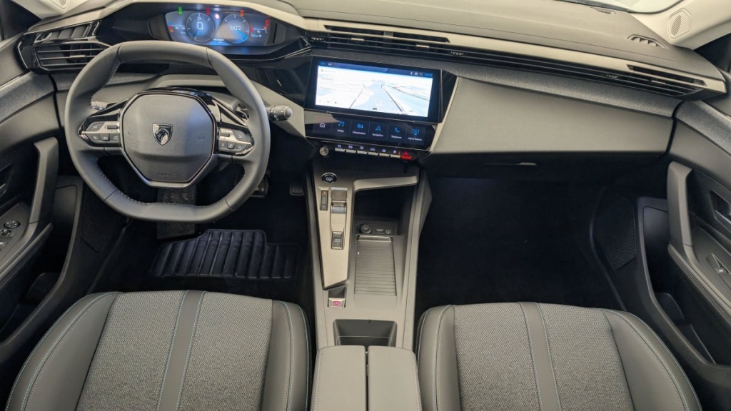 PEUGEOT 308 SW BlueHDi 130ch S S EAT8 Allure - ref: 1-353732 - Photo 13