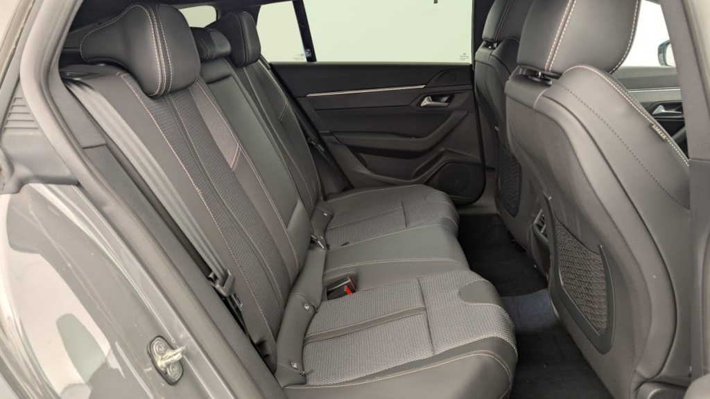 PEUGEOT 508 SW BlueHDi 130 ch S S EAT8 Allure - ref: 1-353744 - Photo 10