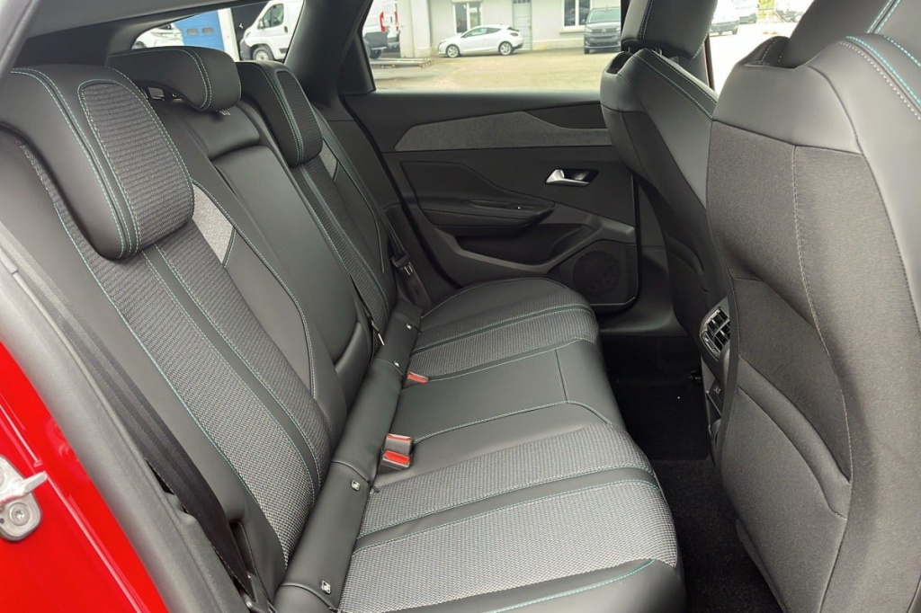 PEUGEOT 308 SW BlueHDi 130ch S S EAT8 Allure - ref: 1-353752 - Photo 10