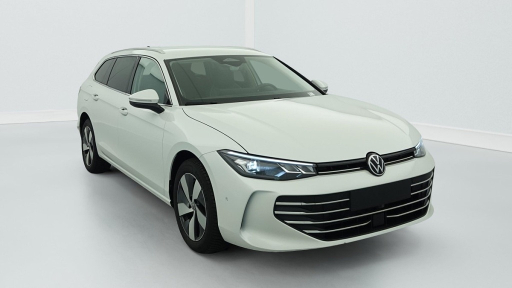 VOLKSWAGEN Passat SW 1.5 ETSI OPF 150 DSG7 LIFE PLUS - ref: 1-353756 - Photo 1