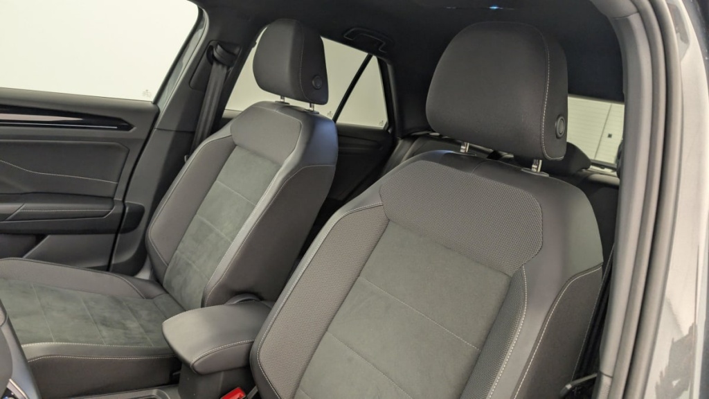 VOLKSWAGEN T-Roc 2.0 TDI 150 START STOP DSG7 R-LINE - ref: 1-353757 - Photo 16