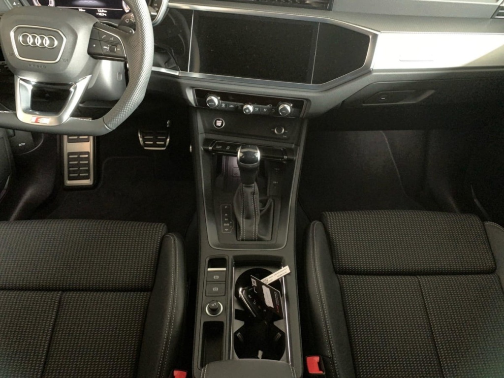 AUDI Q3 35 TDI 150 CH S TRONIC 7 S LINE - ref: 1-353794 - Photo 8