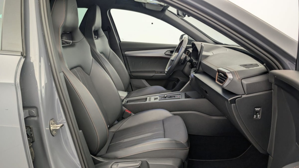 CUPRA Formentor 1.4 e-HYBRID 204 ch DSG6 V - ref: 1-354419 - Photo 9