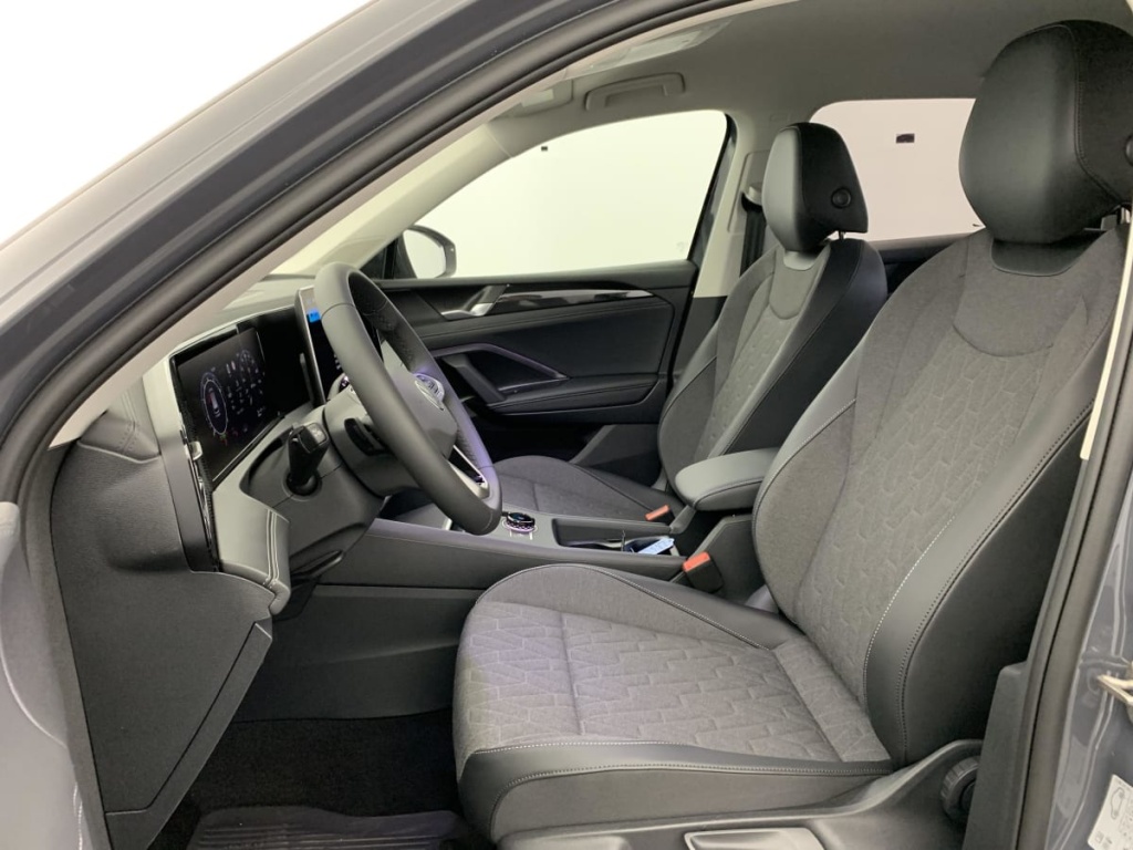 VOLKSWAGEN Tiguan 1.5 eTSI 150CV DSG7 LIFE PLUS - ref: 1-354554 - Photo 16