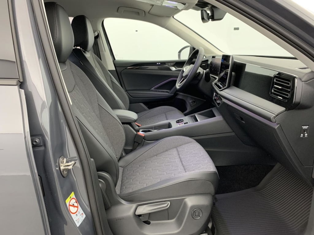 VOLKSWAGEN Tiguan 1.5 eTSI 150CV DSG7 LIFE PLUS - ref: 1-354554 - Photo 9