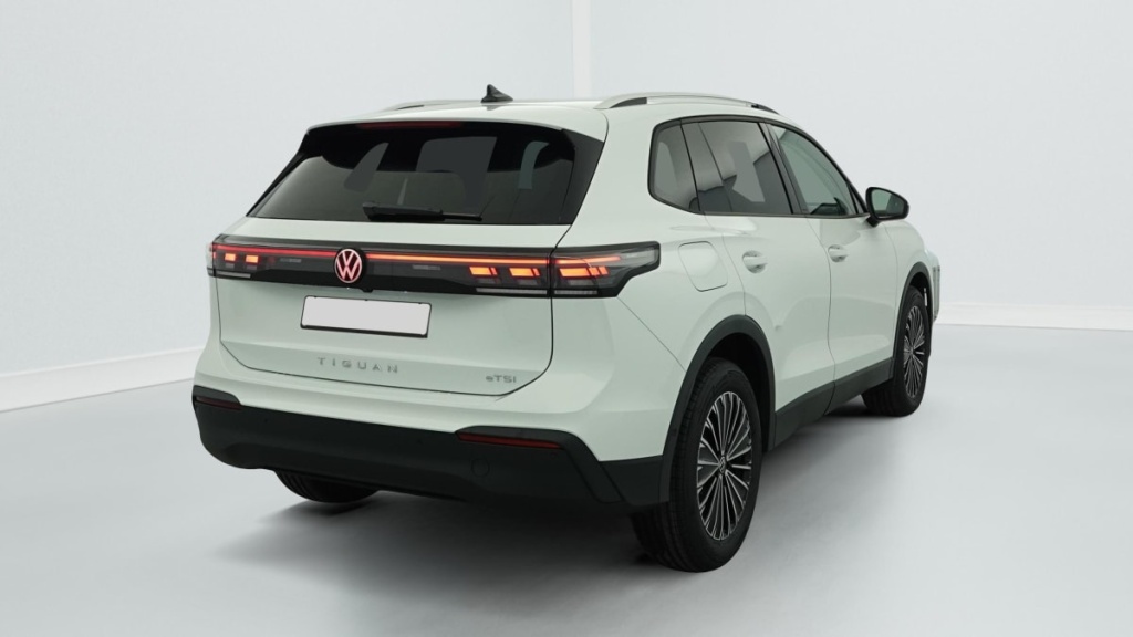 VOLKSWAGEN Tiguan 1.5 eTSI 150CV DSG7 LIFE PLUS - ref: 1-354593 - Photo 7
