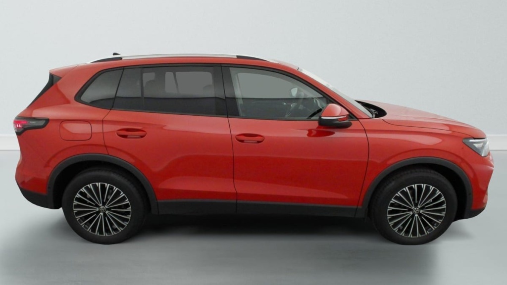 VOLKSWAGEN Tiguan 1.5 eTSI 150CV DSG7 LIFE PLUS - ref: 1-354595 - Photo 8