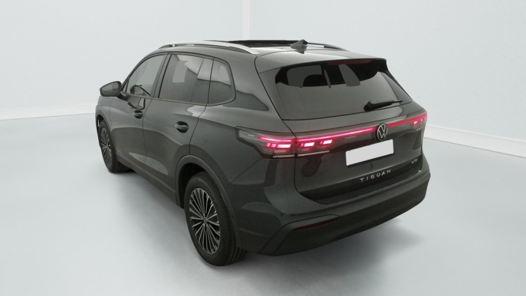 VOLKSWAGEN Tiguan 1.5 eTSI 150CV DSG7 LIFE PLUS - ref: 1-354622 - Photo 5
