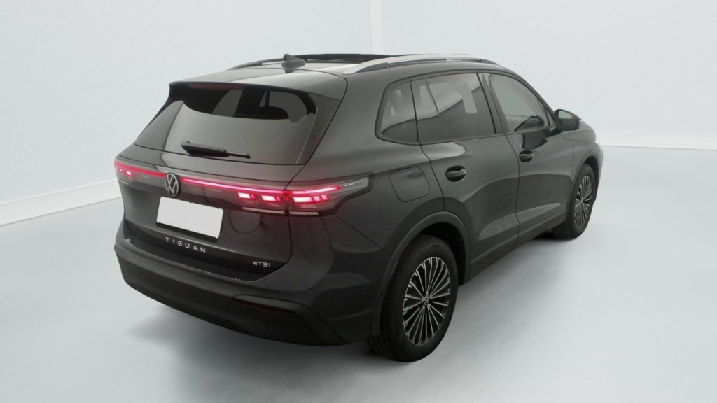 VOLKSWAGEN Tiguan 1.5 eTSI 150CV DSG7 LIFE PLUS - ref: 1-354622 - Photo 7
