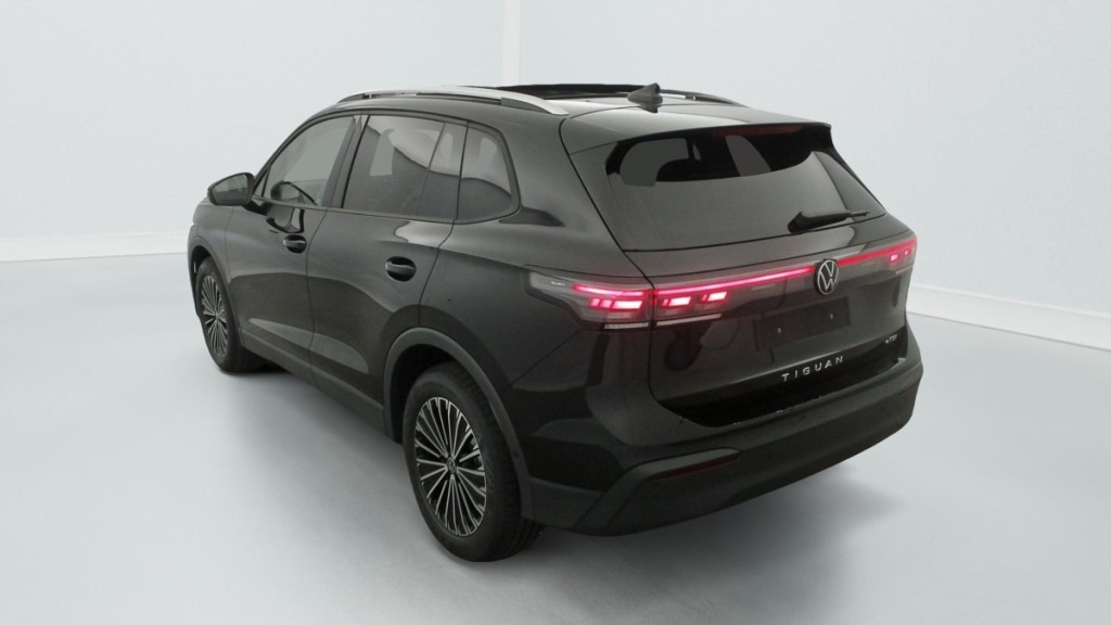 VOLKSWAGEN Tiguan 1.5 eTSI 150CV DSG7 LIFE PLUS - ref: 1-354628 - Photo 5