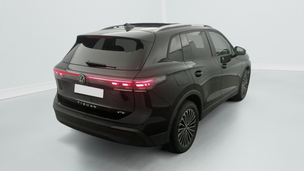 VOLKSWAGEN Tiguan 1.5 eTSI 150CV DSG7 LIFE PLUS - ref: 1-354629 - Photo 7