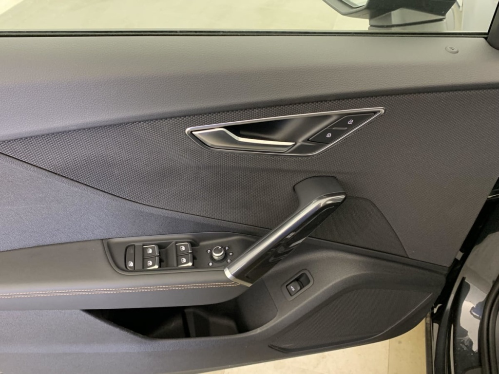 AUDI Q2 35 TFSI 150 S tronic 7 Design - ref: 1-354740 - Photo 19