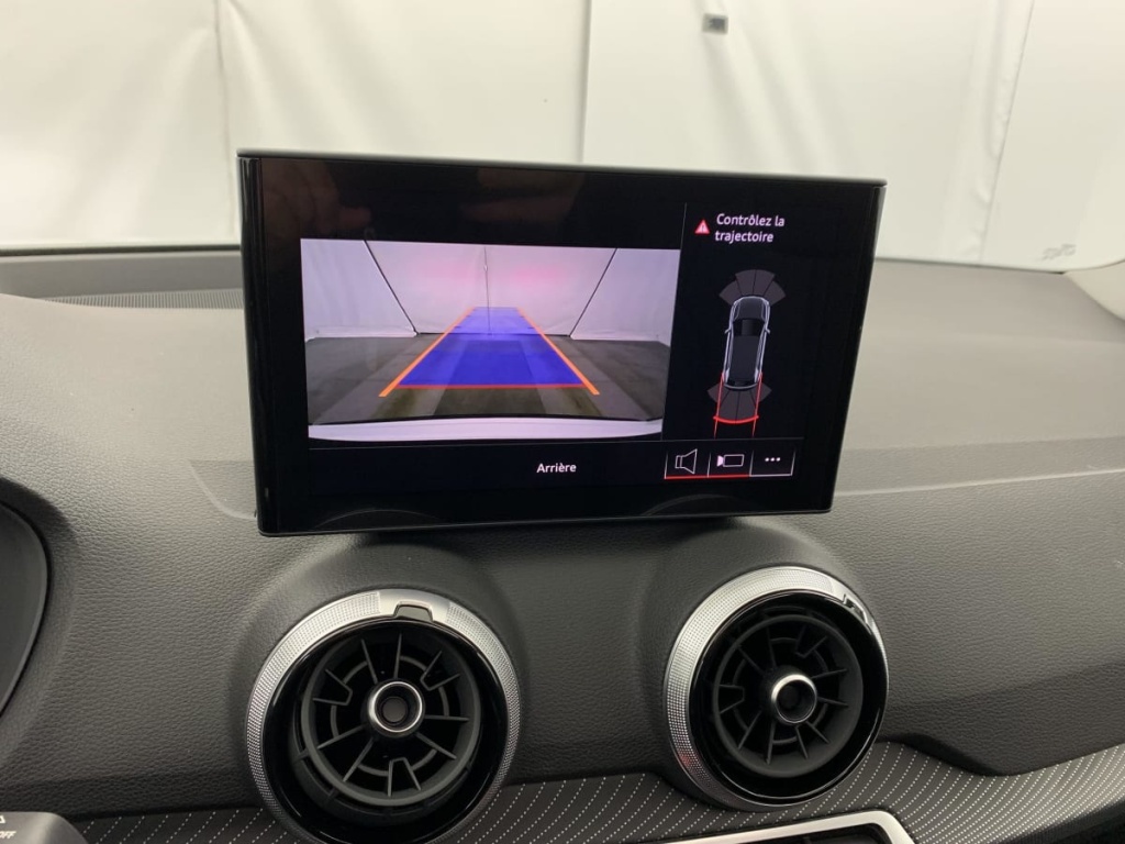 AUDI Q2 35 TDI 150 S tronic 7 Design - ref: 1-354756 - Photo 19