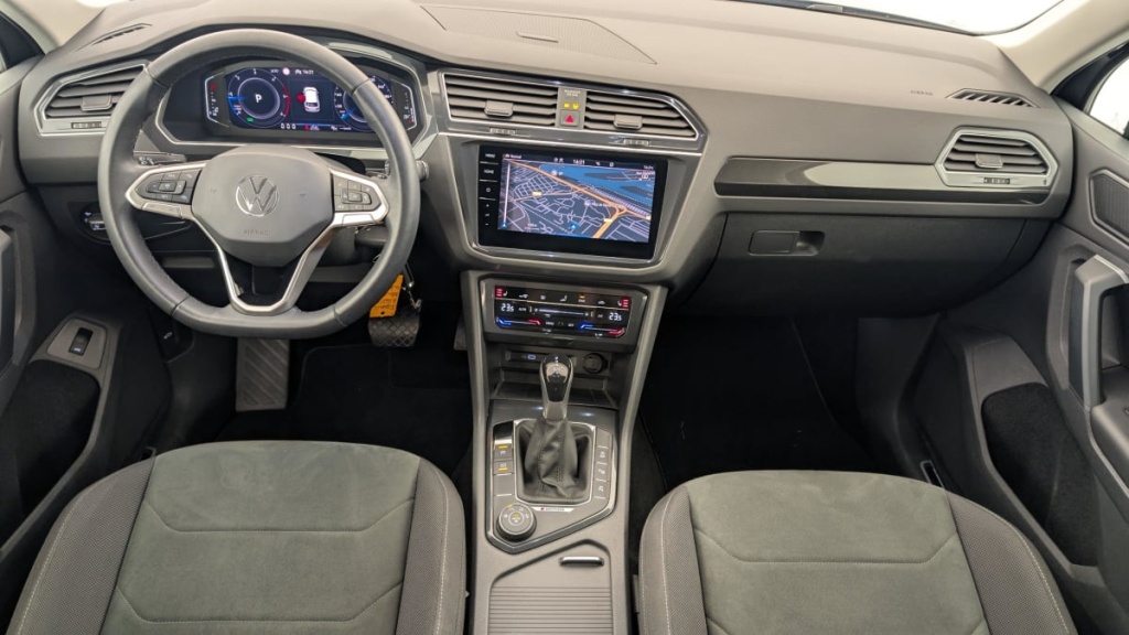 VOLKSWAGEN Tiguan 2.0 TDI 150CH DSG7 4MOTION ELEGANCE - ref: 1-354784 - Photo 13