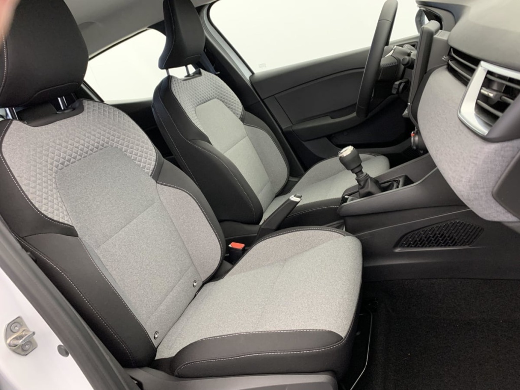 RENAULT Clio TCE 90 CH GSR2 EVOLUTION - ref: 1-354801 - Photo 9