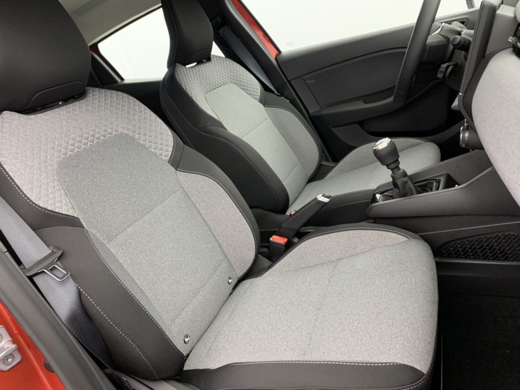 RENAULT Clio TCE 90 GSR2 EVOLUTION - ref: 1-354816 - Photo 9