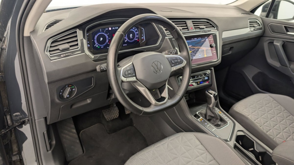 VOLKSWAGEN Tiguan 1.4 EHYBRID 245CH DSG6 LIFE - ref: 1-354829 - Photo 15