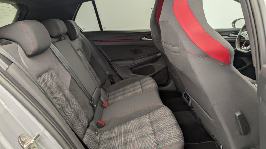VOLKSWAGEN Golf 2.0 TSI 245 DSG7 GTI - ref: 1-354971 - Photo 10