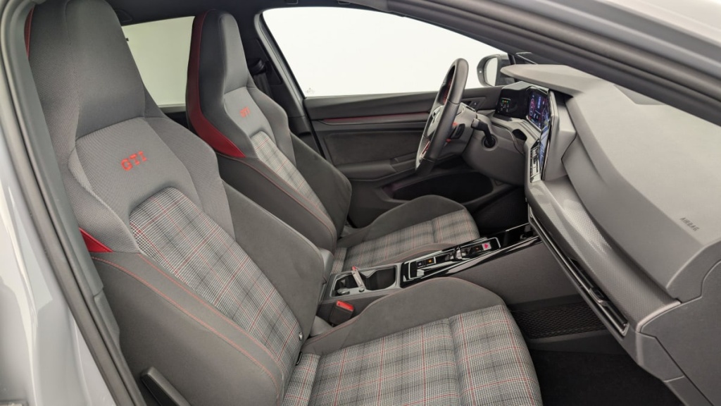 VOLKSWAGEN Golf 2.0 TSI 245 DSG7 GTI - ref: 1-354971 - Photo 9