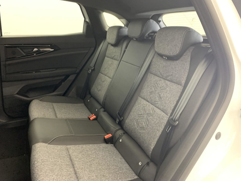 RENAULT Austral FULL HYBRID E-TECH 200 CH EVOLUTION - ref: 1-355060 - Photo 13