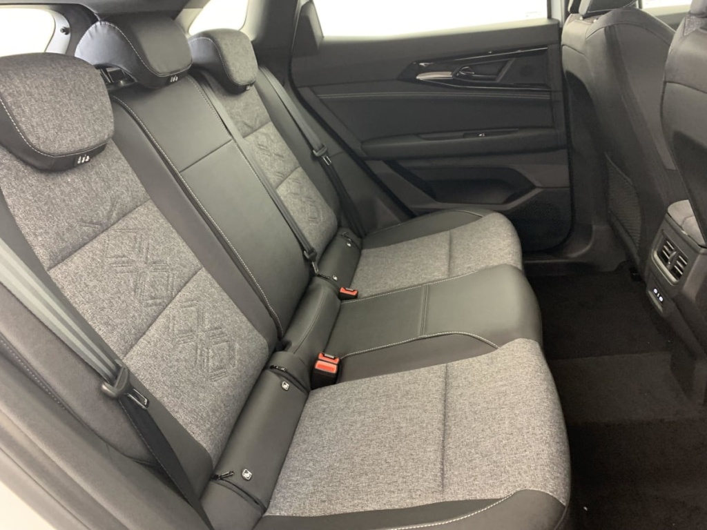 RENAULT Austral FULL HYBRID E-TECH 200 CH EVOLUTION - ref: 1-355061 - Photo 10