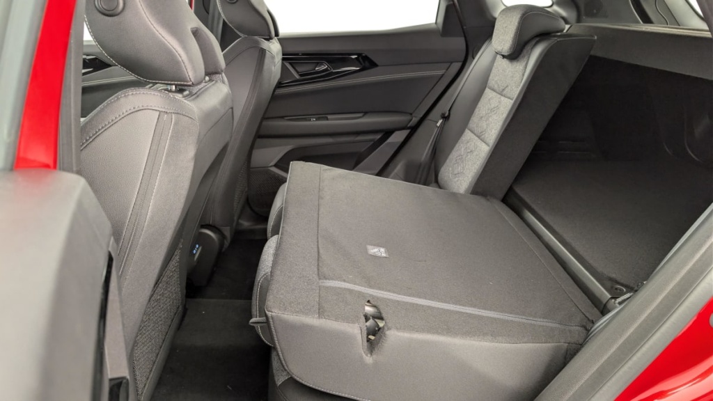 RENAULT Austral FULL HYBRID E-TECH 200 CH EVOLUTION - ref: 1-355066 - Photo 12