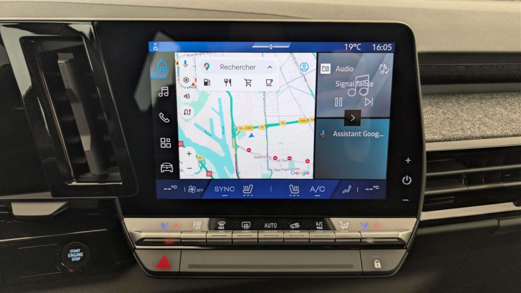 RENAULT Austral FULL HYBRID E-TECH 200 CH EVOLUTION - ref: 1-355066 - Photo 17