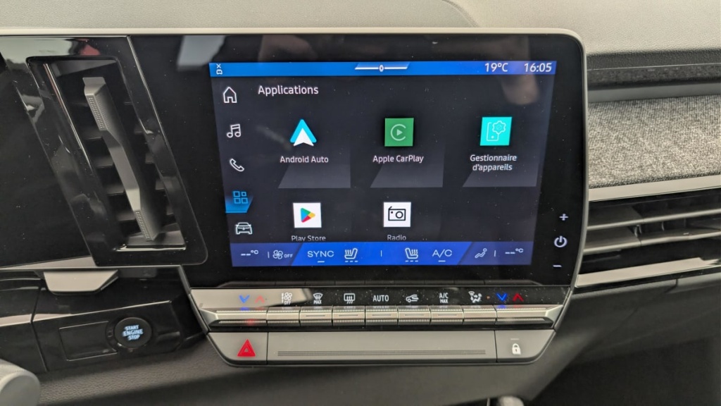 RENAULT Austral FULL HYBRID E-TECH 200 CH EVOLUTION - ref: 1-355066 - Photo 19