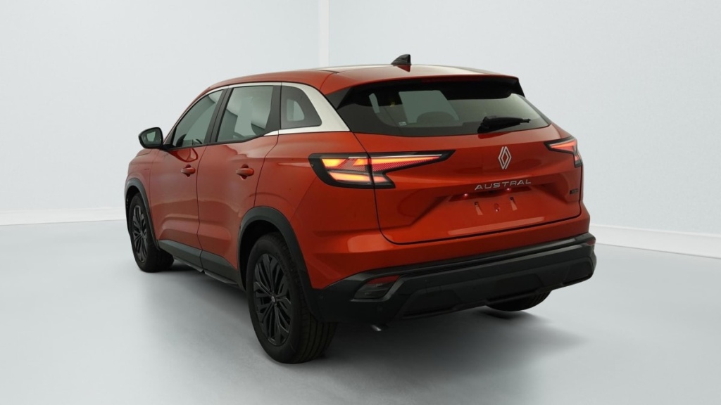 RENAULT Austral FULL HYBRID E-TECH 200 CH EVOLUTION - ref: 1-355066 - Photo 5