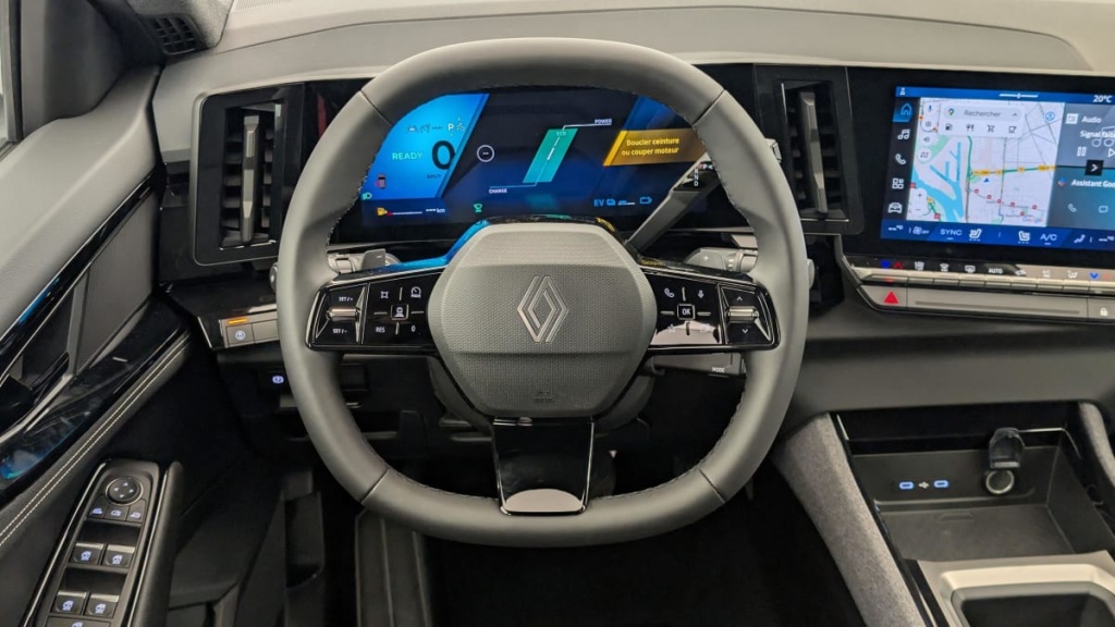 RENAULT Austral FULL HYBRID E-TECH 200 CH EVOLUTION - ref: 1-355067 - Photo 14