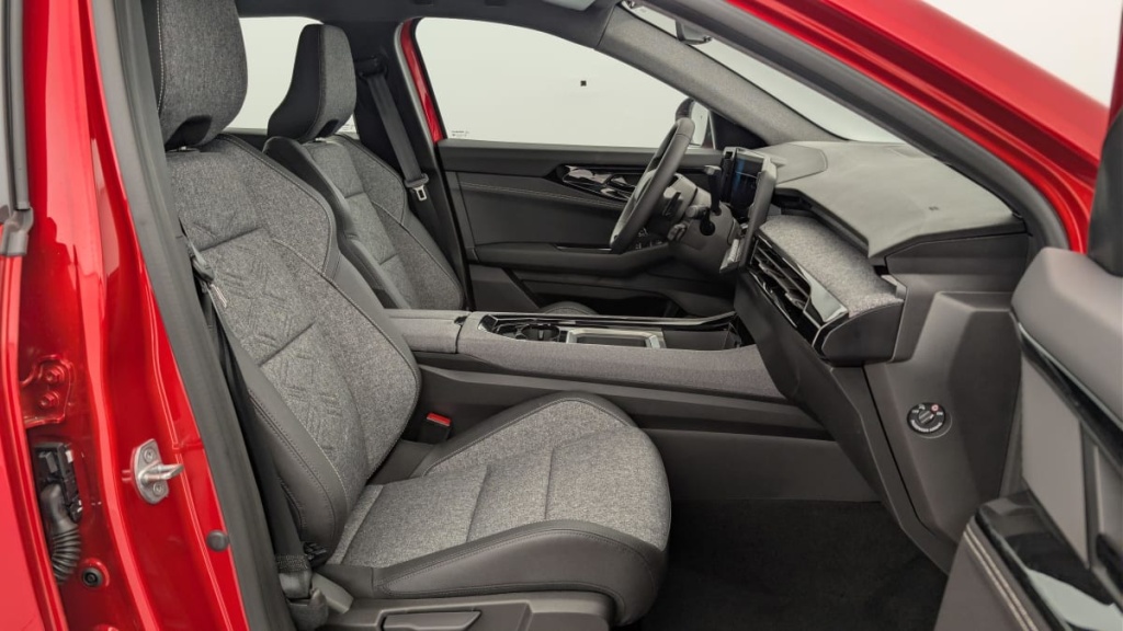 RENAULT Austral FULL HYBRID E-TECH 200 CH EVOLUTION - ref: 1-355067 - Photo 9