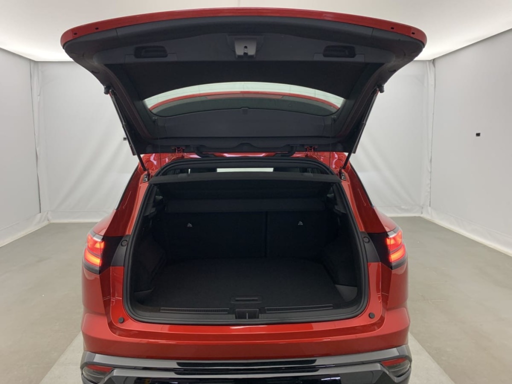 RENAULT Austral FULL HYBRID E-TECH 200 CH EVOLUTION - ref: 1-355085 - Photo 11