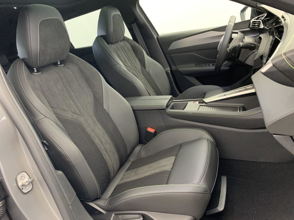PEUGEOT 308 SW Hybrid 145 e-DCS6 GT - ref: 1-355133 - Photo 9